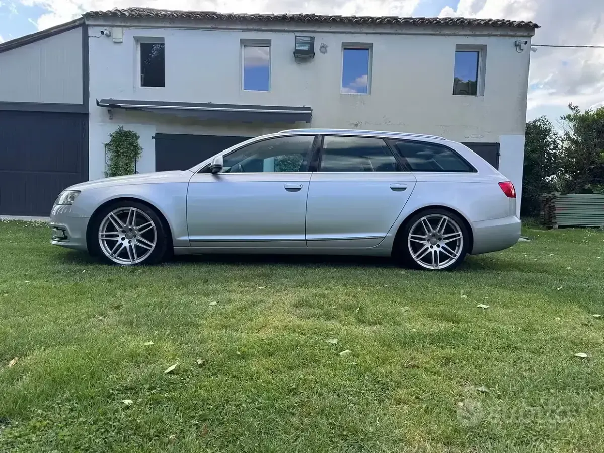 Usata Audi A6 239 CV (175 kW) 2009 Grigio Station wagon