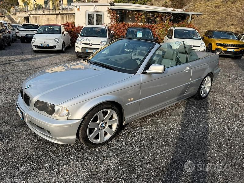 Usata BMW 320 Cabriolet 170 CV (125 kW) 2001 Grigio Cabrio