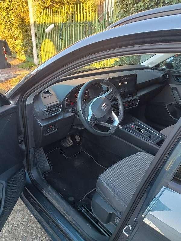 Usata Seat Leon Business 150 CV (110 kW) 2024 Grigio Station wagon