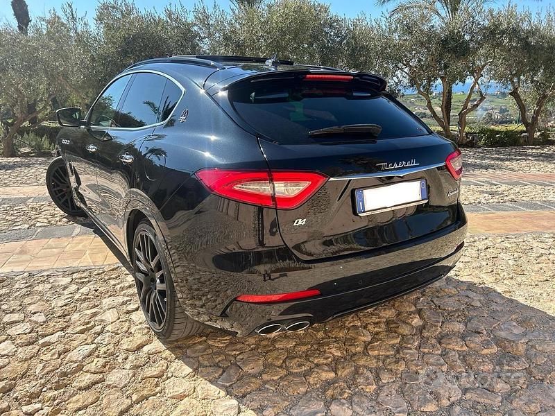 Usata Maserati Levante 250 CV (183 kW) 2017 SUV
