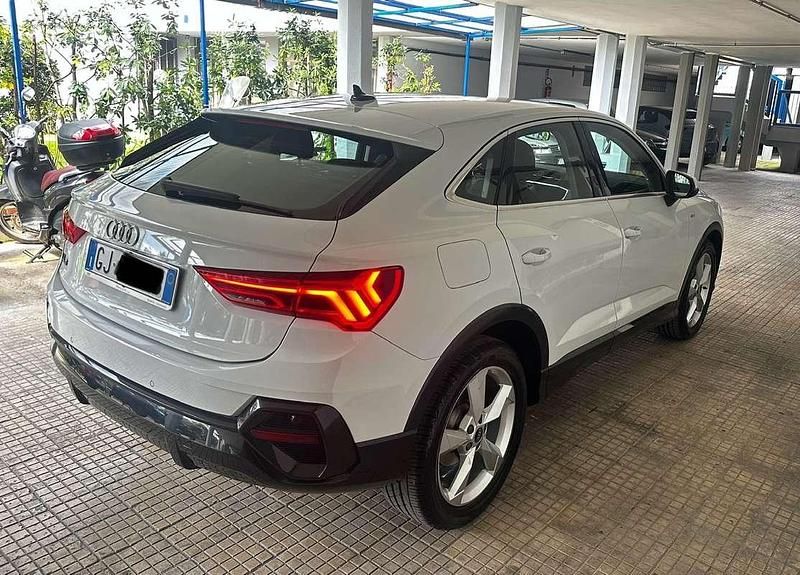 Usata Audi Q3 Sportback S-Line 150 CV (110 kW) 2022 Bianco SUV