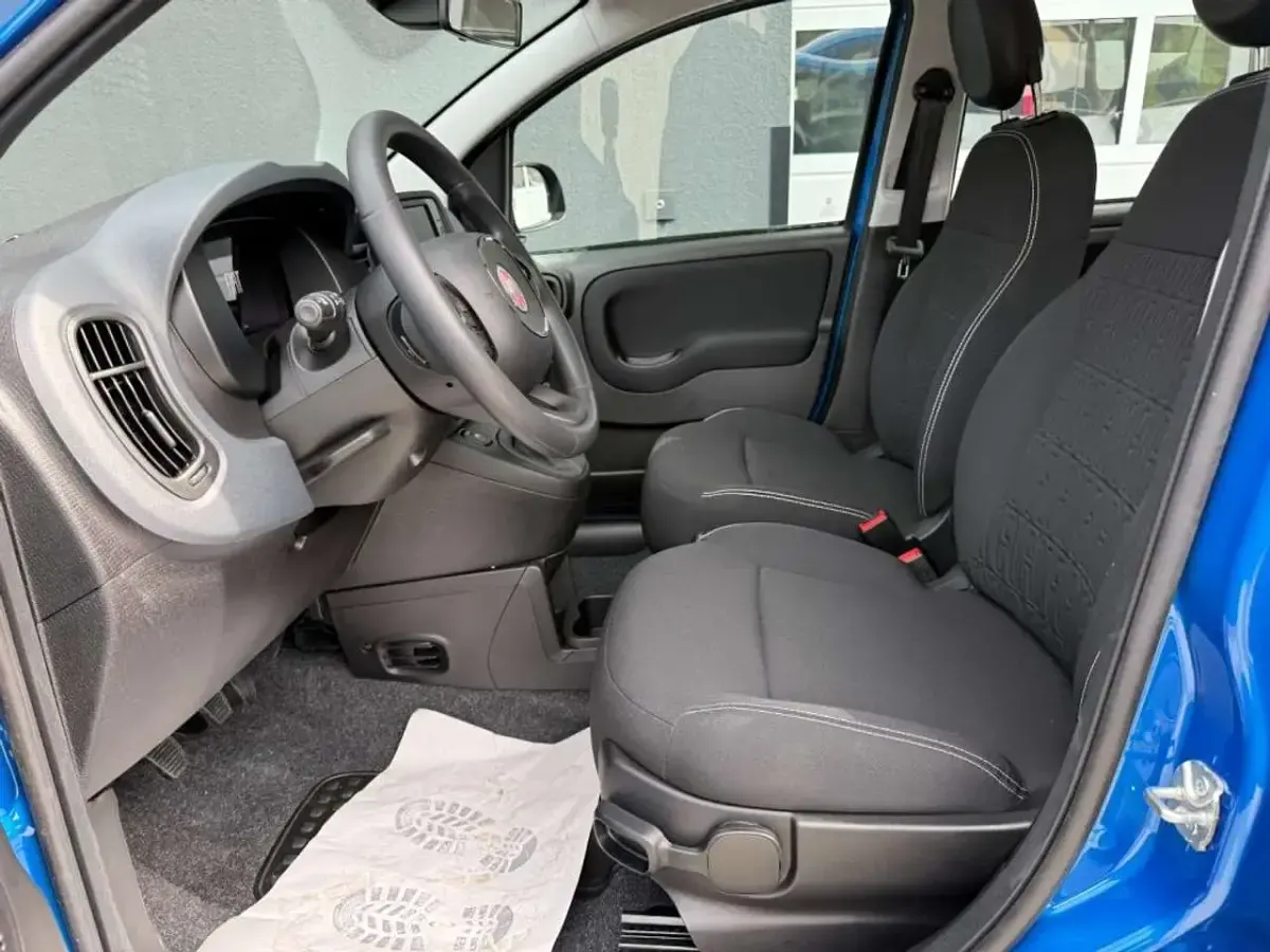 Nuova Fiat Panda Icon 65 CV (47 kW) 2026 Blu Utilitaria