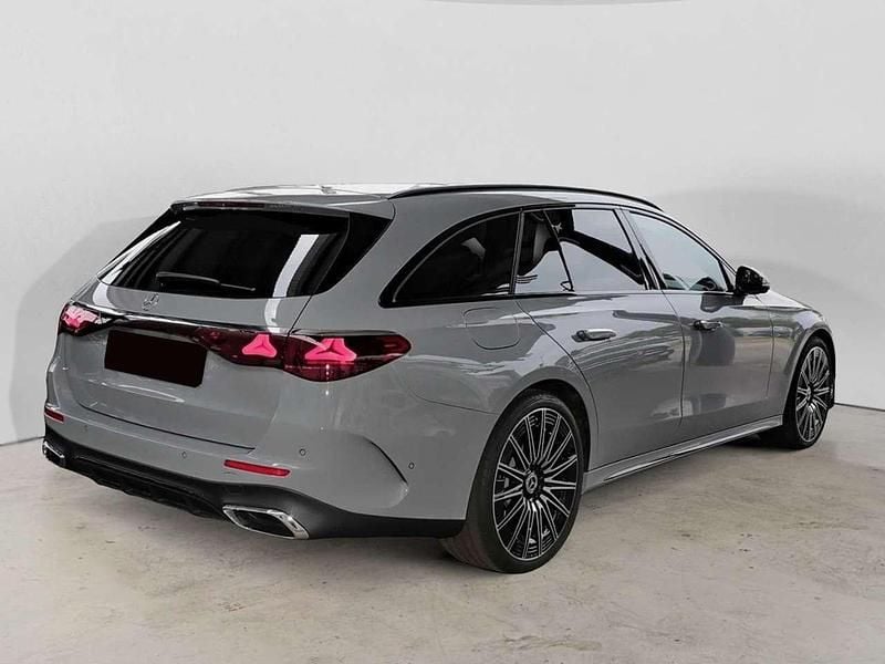 Usata Mercedes E450 AMG Line Premium Plus 367 CV (269 kW) 2024 Other Station wagon