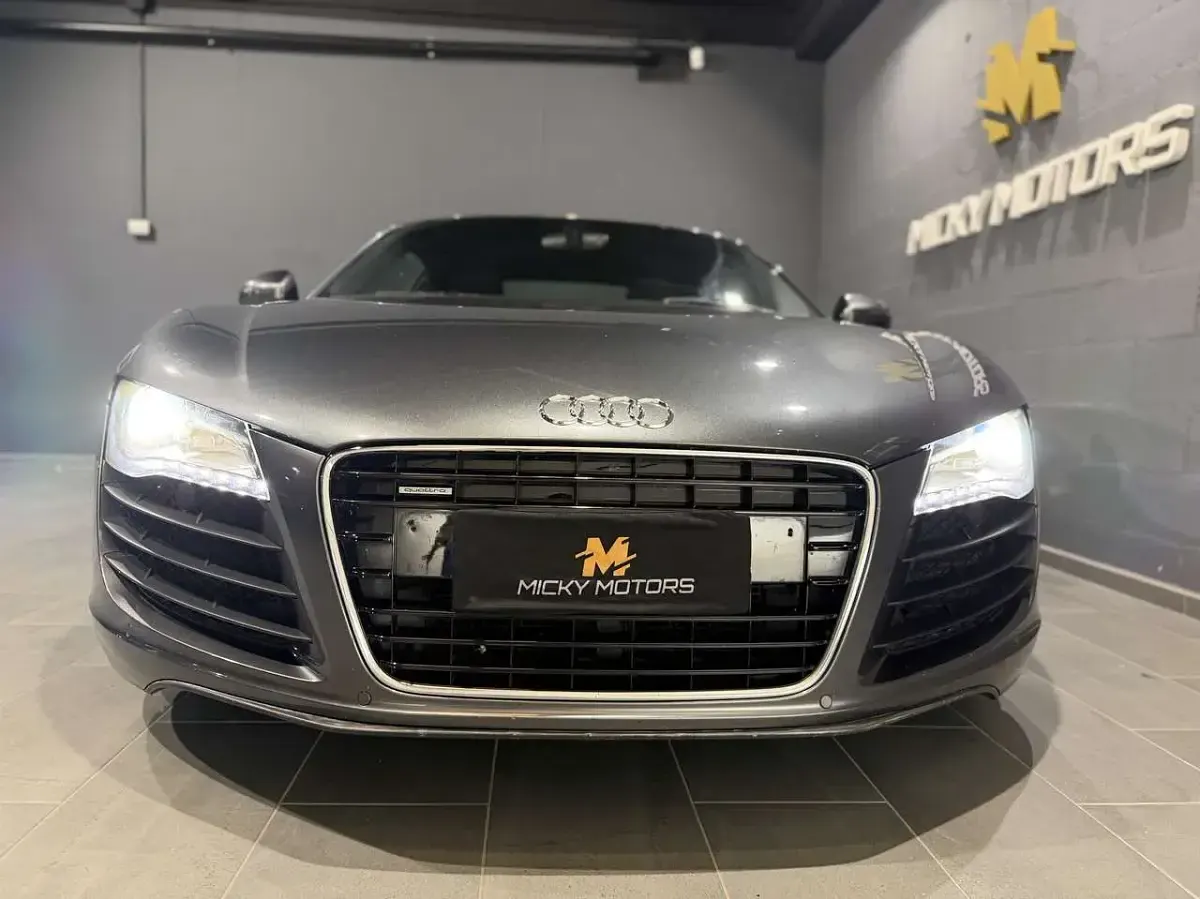 Usata Audi R8 Coupé Ambiente 420 CV (308 kW) 2008 Grigio Coupé