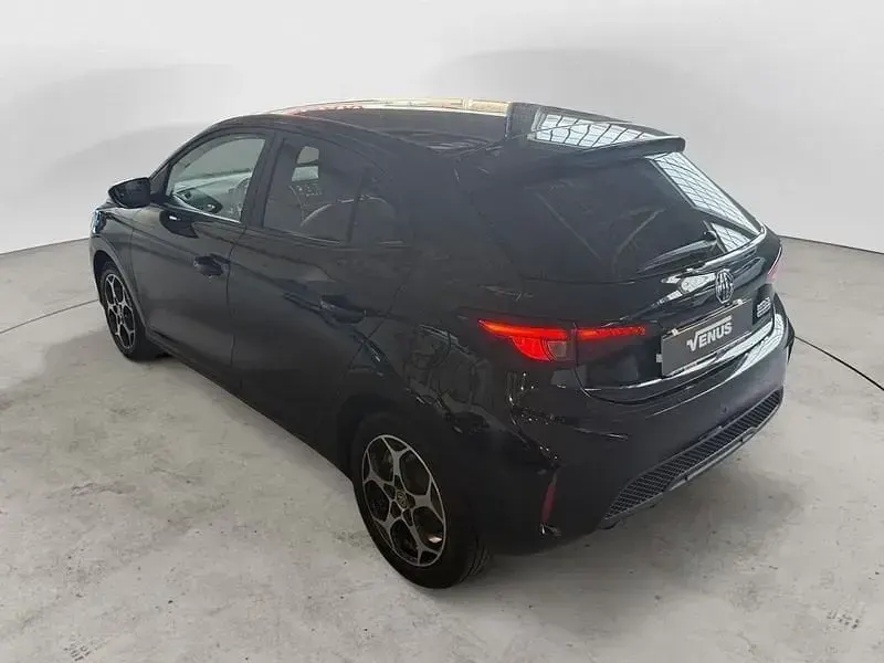 Usata MG MG3 Luxury 194 CV (142 kW) 2025 Nero Utilitaria