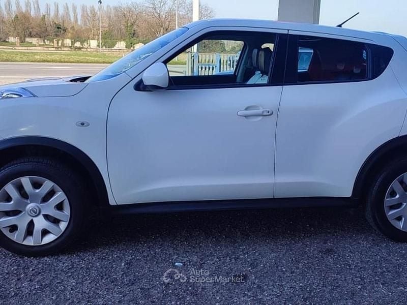 Usata Nissan Juke 101 CV (74 kW) 2012 Bianco SUV