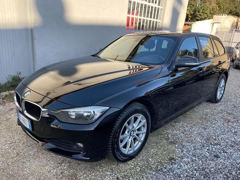 Usata BMW 316 115 CV (84 kW) 2014 Nero Station wagon