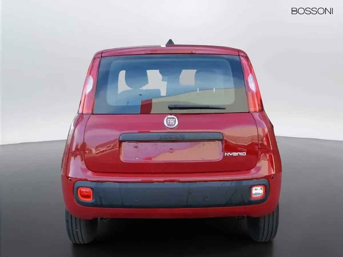 Usata Fiat Panda Pop 65 CV (47 kW) 2025 Rosso Utilitaria