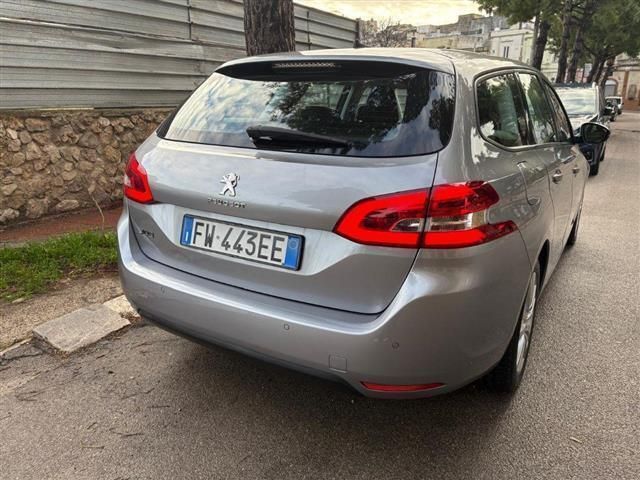 Usata Peugeot 308 Business-Line 131 CV (96 kW) 2019 Grigio Station wagon