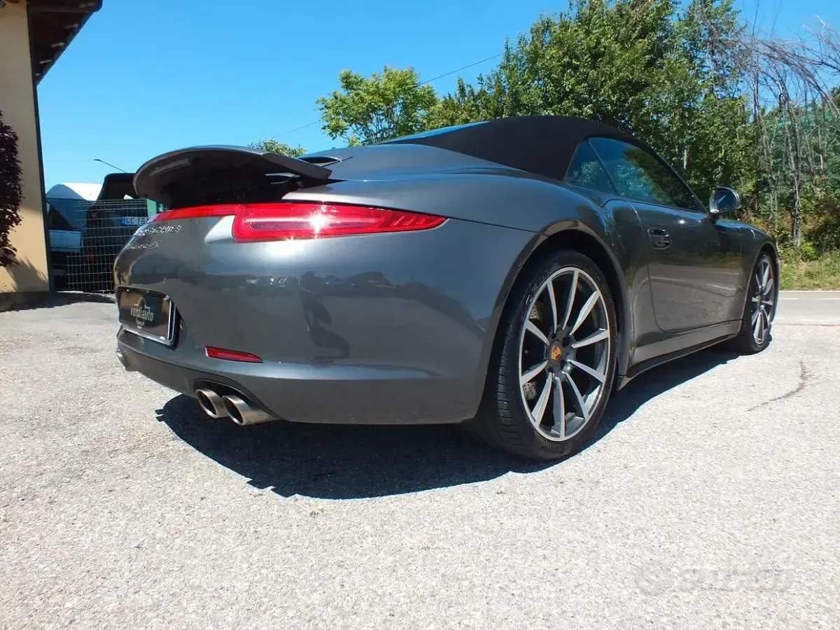 Usata Porsche 911 Carrera Cabriolet 400 CV (294 kW) 2013 Grigio Cabrio