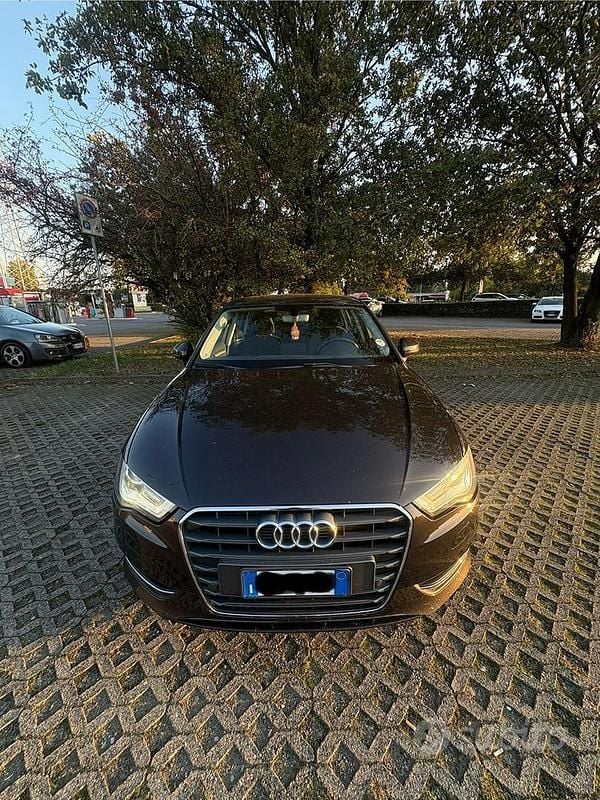 Marrone Usata 2016 Audi A3 Sportback Due volumi | 7500 € - Immagine 1/4
