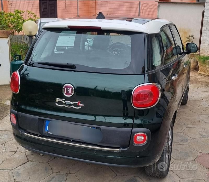 Verde Usata 2015 Fiat 500L Monovolume | 5000 € (Buon prezzo) - Immagine 1/3