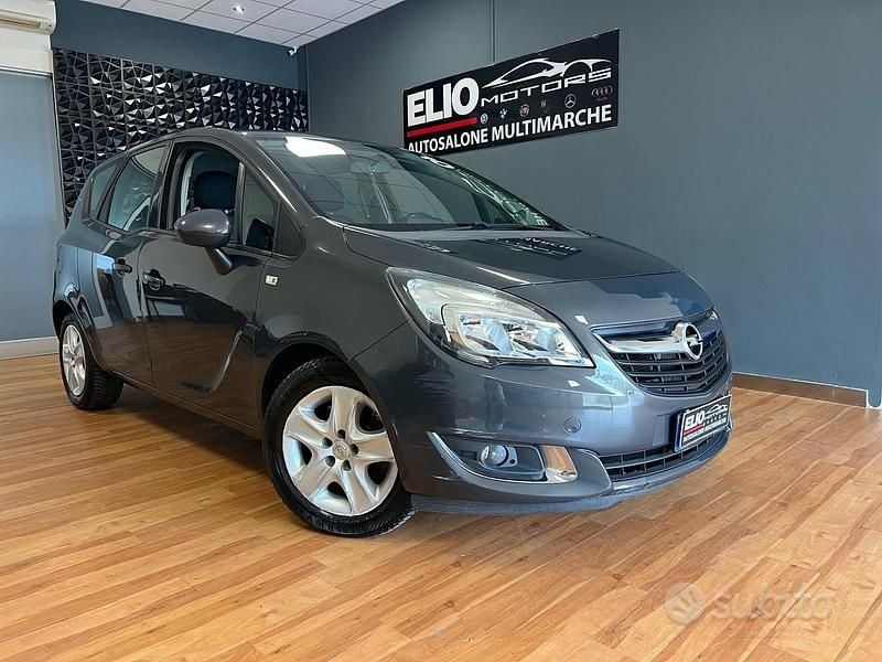 Grigio Usata 2016 Opel Meriva Design Edition Monovolume | 5800 € (Buon prezzo) - Immagine 1/4