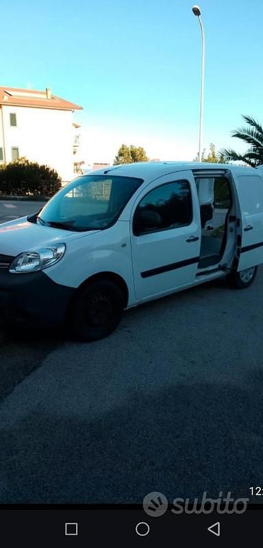 Bianco Usata 2014 Renault Kangoo | 5500 € (Buon prezzo) - Immagine 1/4