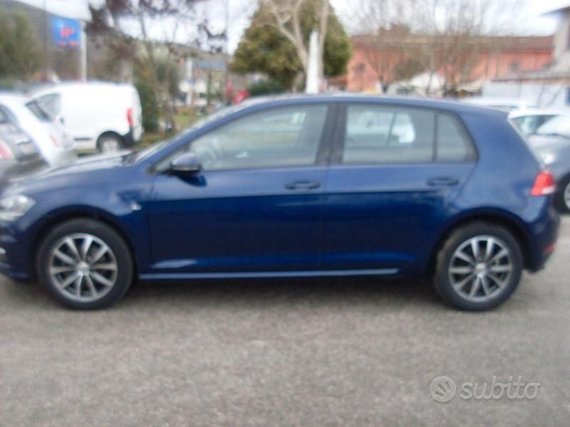 Usata VW Golf VII Sport 115 CV (84 kW) 2018 Blu Berlina