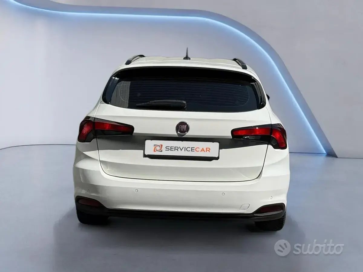 Usata Fiat Tipo Business 120 CV (88 kW) 2018 Bianco Station wagon