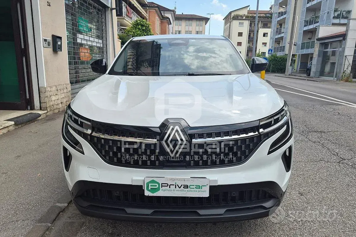 Usata Renault Austral Techno 130 CV (95 kW) 2024 Bianco SUV