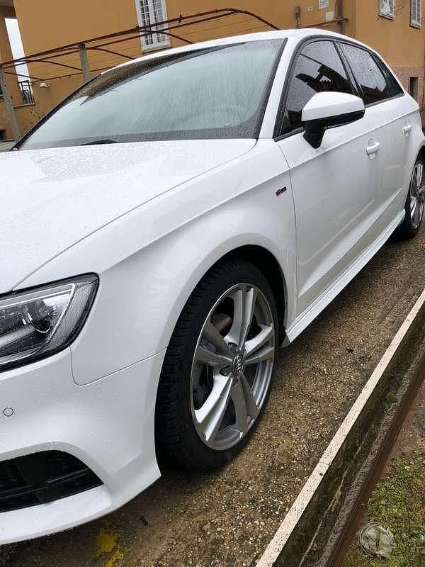 Bianco Usata 2017 Audi A3 Sport Tre volumi | 16.800 € (Super prezzo) - Immagine 1/4