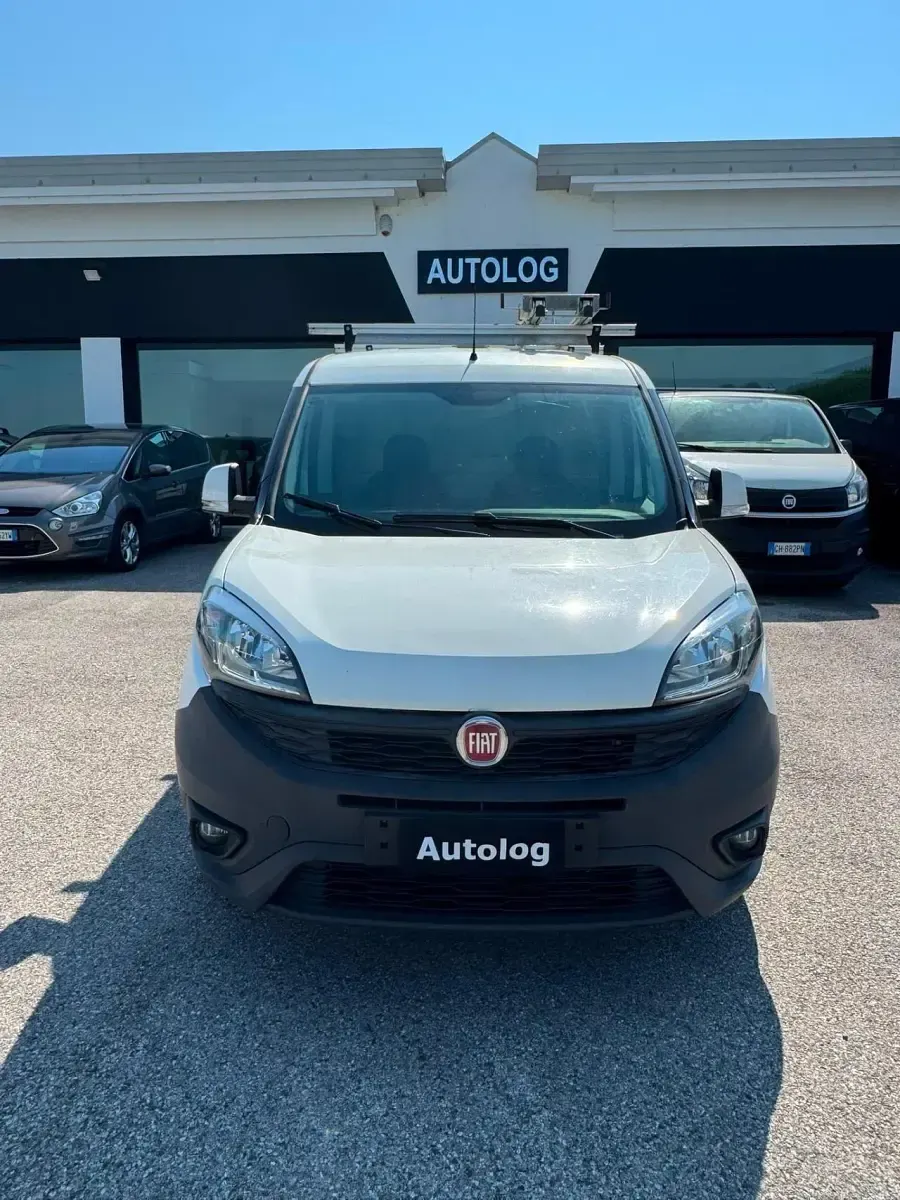 Usata Fiat Doblò 120 CV (88 kW) 2019 Monovolume