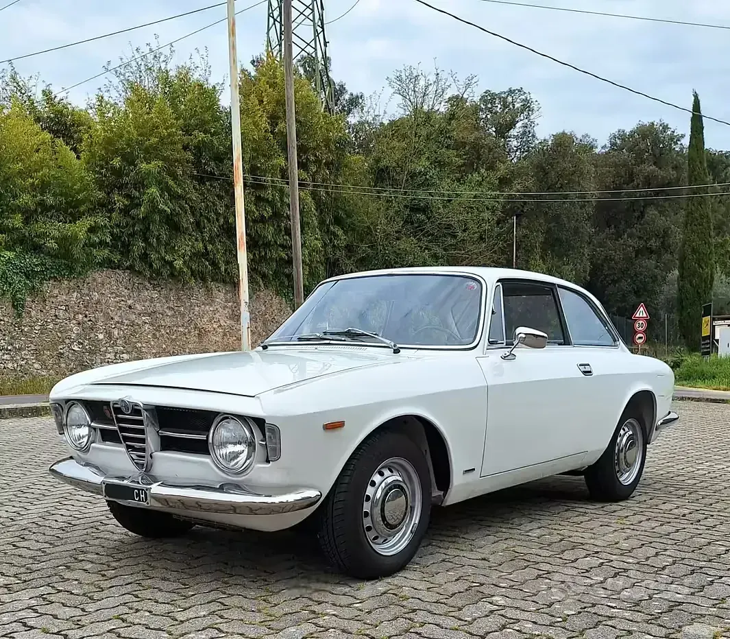 Begagnad Alfa Romeo GT Junior 88 HK (64 kW) 1970 Sportkupé