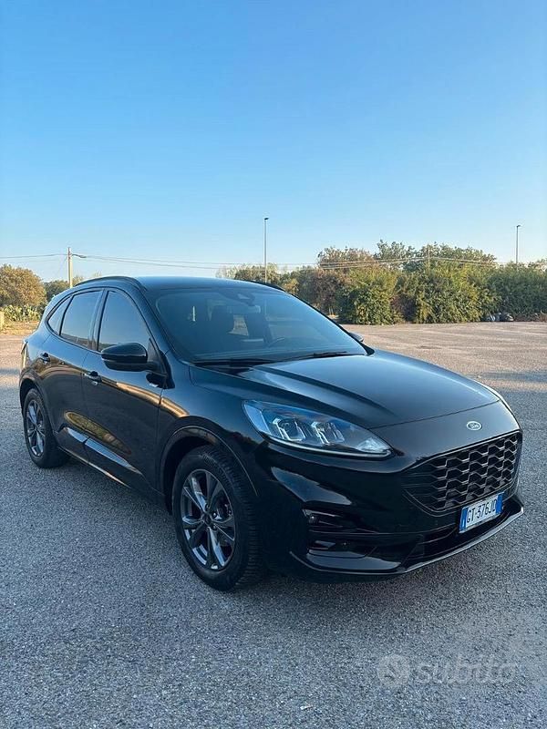Usata Ford Kuga ST-Line 120 CV (88 kW) 2024 Nero SUV
