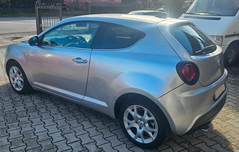 Usata Alfa Romeo MiTo Distinctive 119 CV (87 kW) 2009 Argento Utilitaria