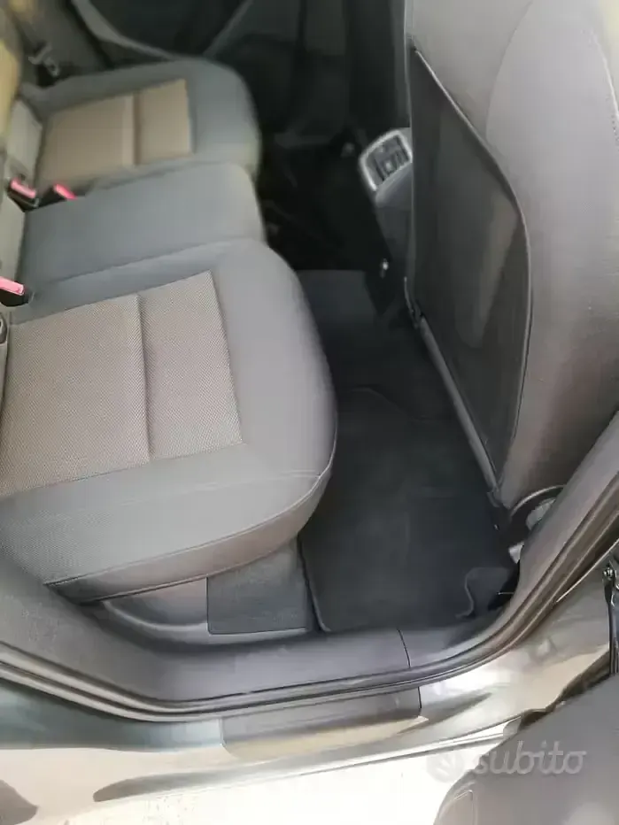 Usata Audi Q3 170 CV (125 kW) 2012 Grigio SUV