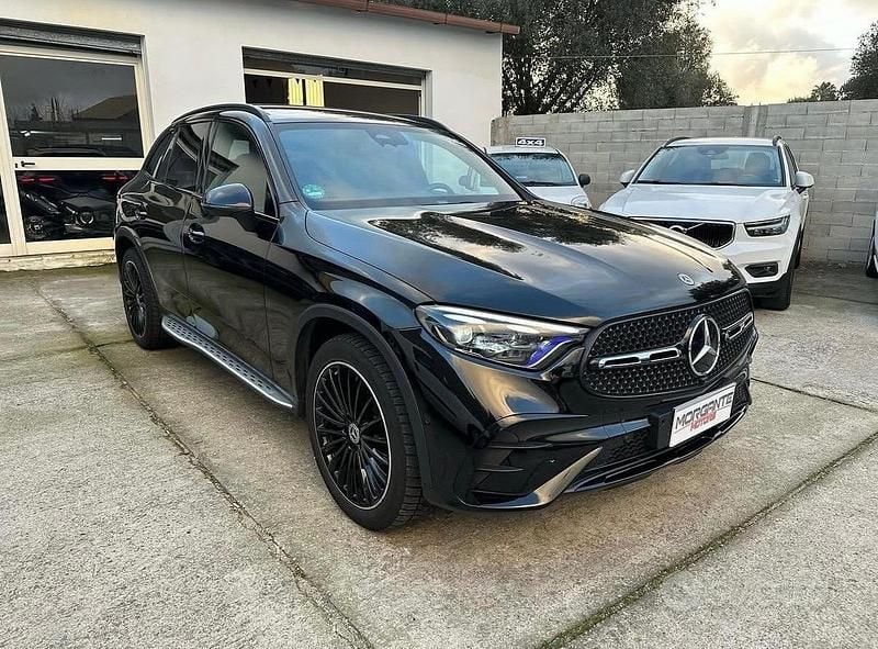 Usata Mercedes GLC220 Premium Plus 197 CV (144 kW) 2023 Nero SUV