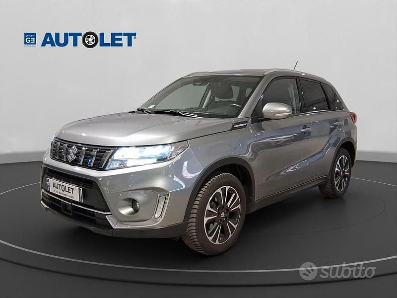 Grigio Usata 2021 Suzuki Vitara Station wagon | 20.900 € (Buon prezzo) - Immagine 1/4