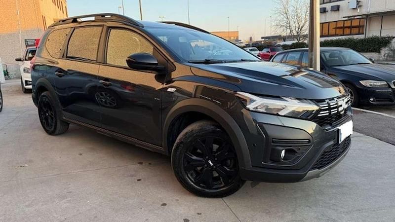 Usata Dacia Jogger Extreme 101 CV (74 kW) 2023 Nero Monovolume
