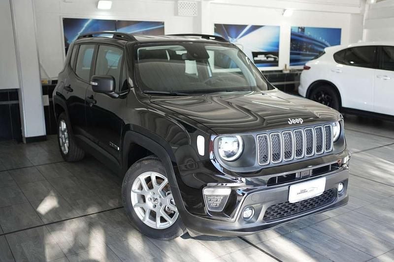 Usata Jeep Renegade Altitude 131 CV (96 kW) 2024 Solid black SUV