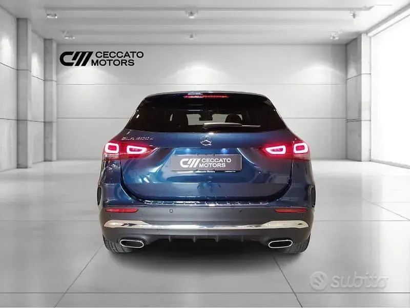 Usata Mercedes GLA200 Premium 150 CV (110 kW) 2023 Blu SUV