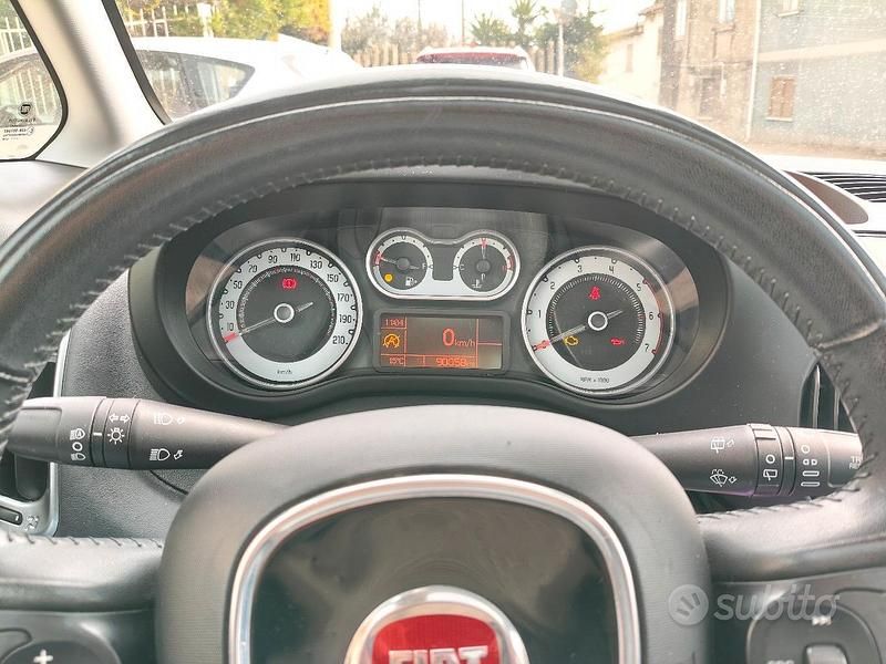 Usata Fiat 500L Lounge 105 CV (77 kW) 2014 Argento Monovolume