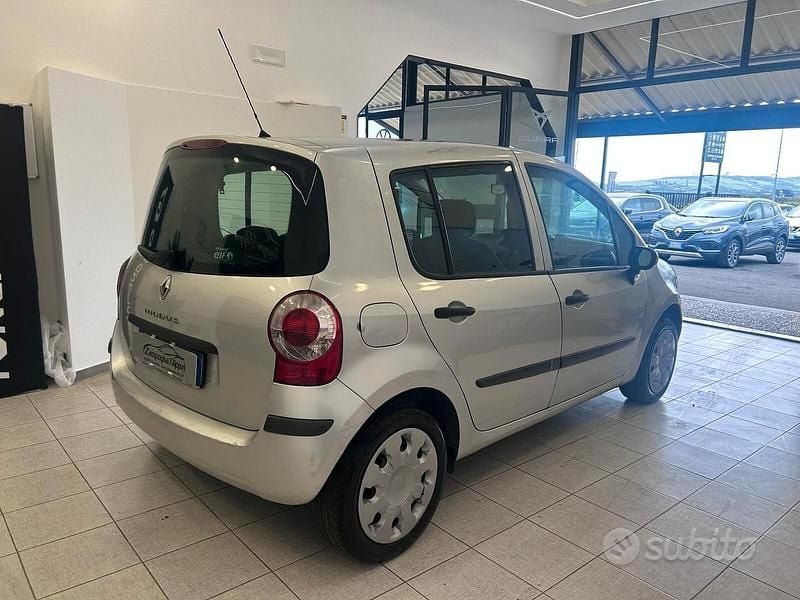 Usata Renault Modus Initiale 86 CV (63 kW) 2006 Grigio Monovolume