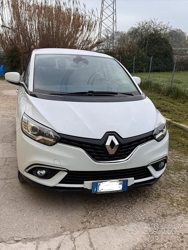 Usata Renault Scénic IV Zen 110 CV (80 kW) 2017 Bianco Monovolume
