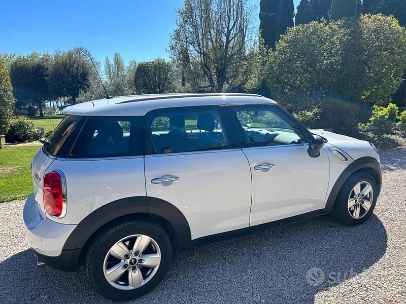 Usata Mini One D Countryman 90 CV (66 kW) 2015 Bianco SUV