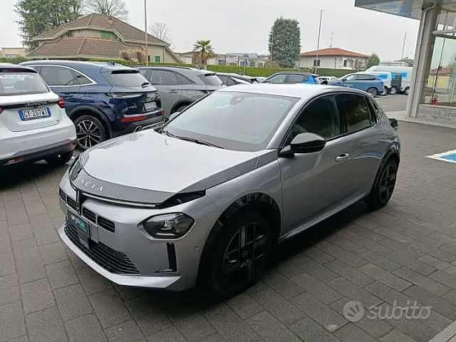 Usata Lancia Ypsilon 110 CV (80 kW) 2025 Utilitaria