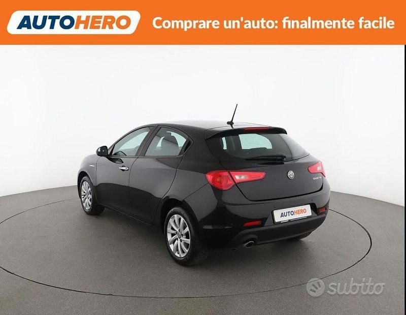 Usata Alfa Romeo Giulietta 120 CV (88 kW) 2017 Nero Utilitaria
