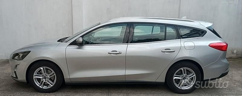 Begagnad Ford Focus Business Edition 125 HK (91 kW) 2019 Grå Kombi