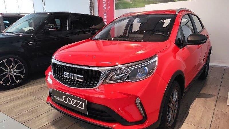 Nuova EMC QUATTRO 103 CV (75 kW) 2026 Rosso SUV