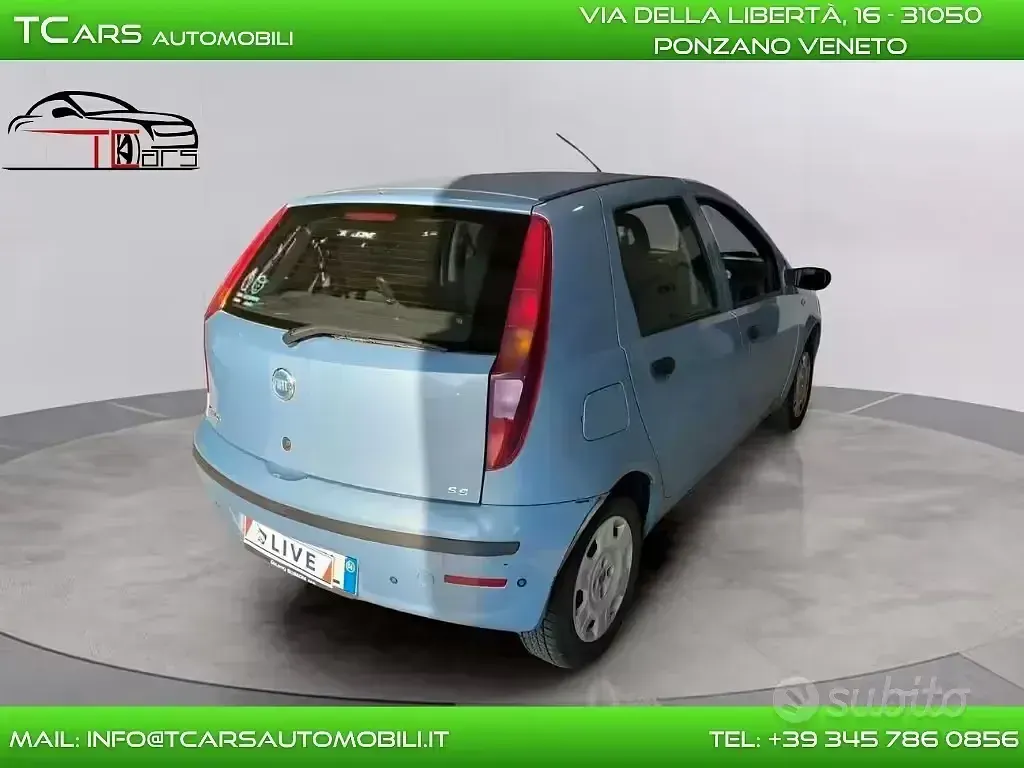 Usata Fiat Punto 60 CV (44 kW) 2006 Azzurro Utilitaria