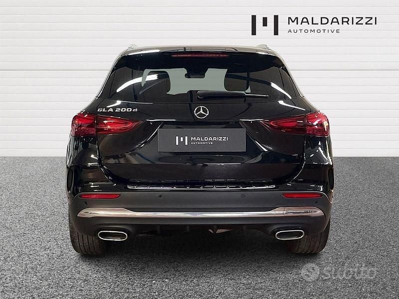 Usata Mercedes GLA200 Advanced Plus 150 CV (110 kW) 2024 Grigio SUV