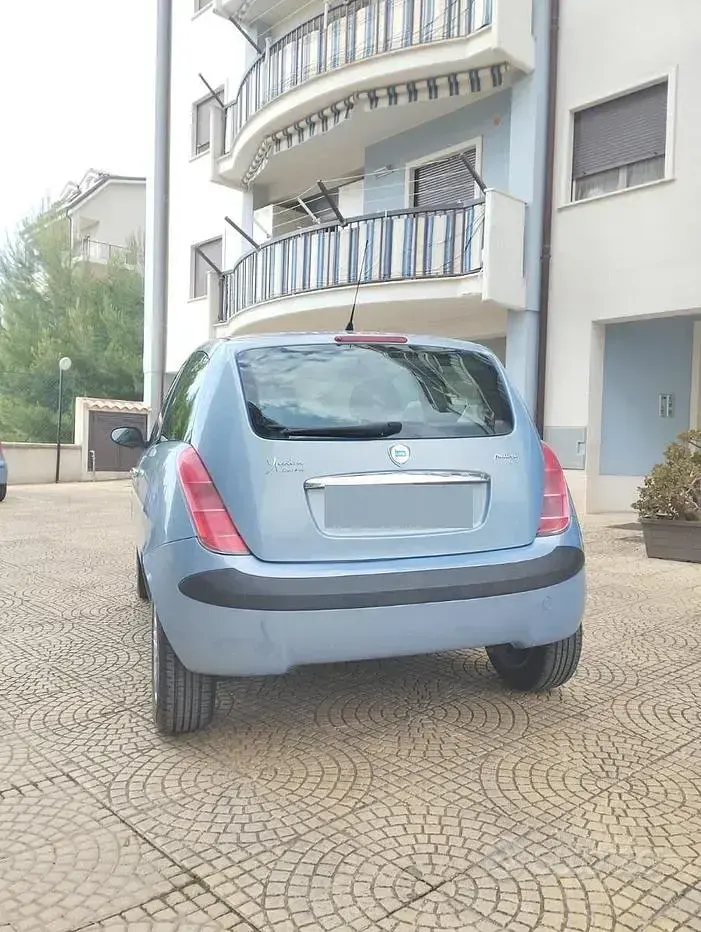 Usata Lancia Ypsilon 2006 Utilitaria