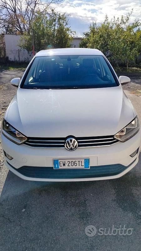 Usata VW Golf Sportsvan 110 CV (80 kW) 2014 Bianco Monovolume