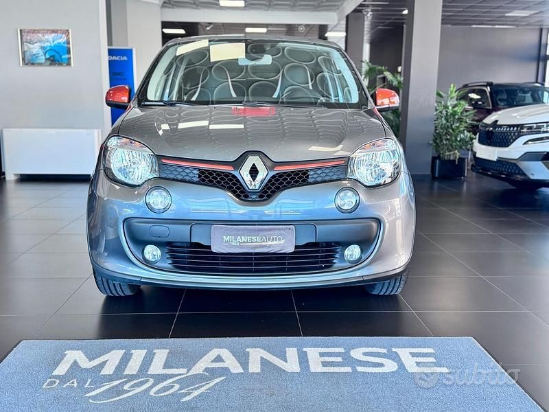 Grigio Usata 2016 Renault Twingo GT Due volumi | 8900 € (Cara) - Immagine 1/4