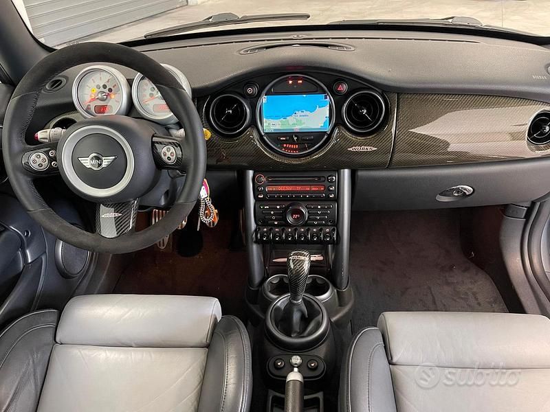 Usata Mini Cooper S 211 CV (155 kW) 2005 Grigio Utilitaria