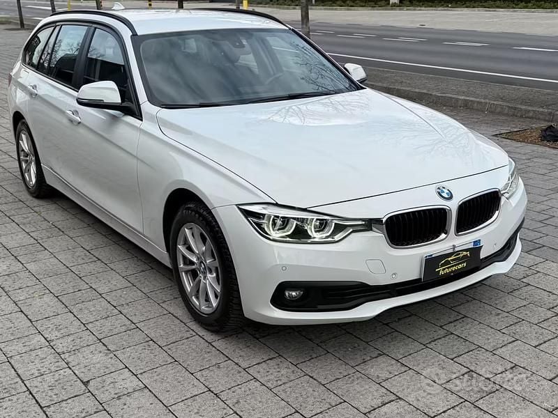 Usata BMW 316 Luxury Line 116 CV (85 kW) 2018 Bianco Station wagon