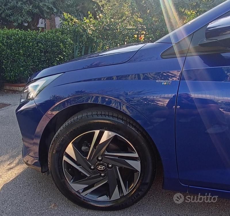 Usata Hyundai i20 84 CV (61 kW) 2023 Blu Berlina