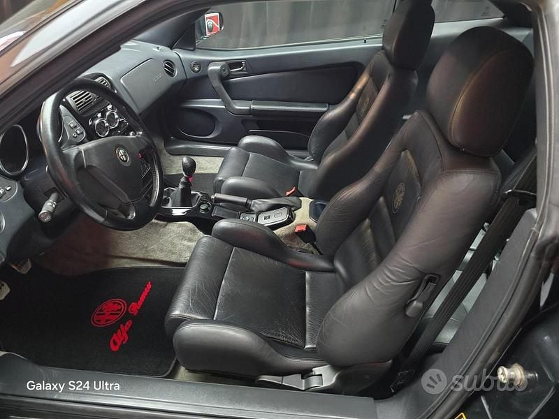 Usata Alfa Romeo GTV 220 CV (161 kW) 1997 Nero Coupé