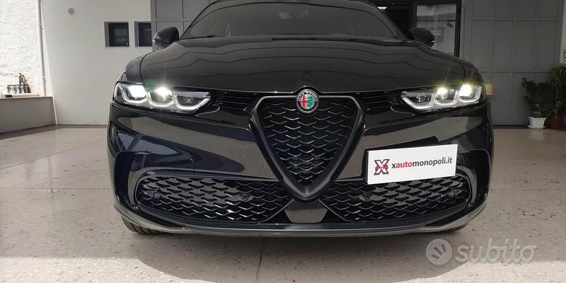 Usata Alfa Romeo Tonale Sprint 131 CV (96 kW) 2024 Rosso SUV